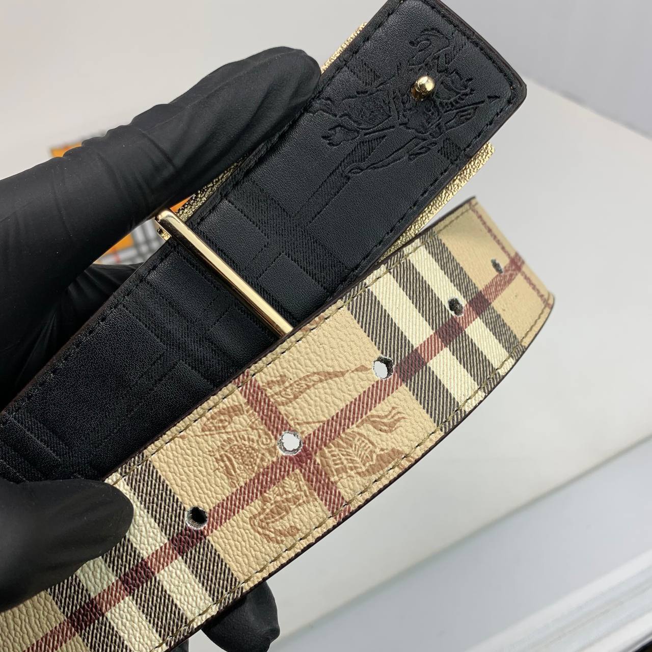 Burberry Reversible Check TB Vintage Check Golden Buckle Belt Reps Sale UK Best Quality AAA Replica