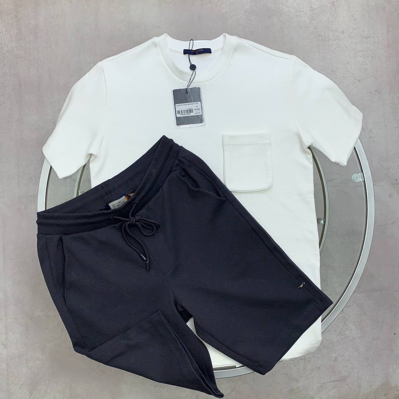Louis Vuitton Monogram 3D Pocket Men's T-Shirts & Shorts Set in Different Colors Reps Sale UK Best Quality AAA Replica