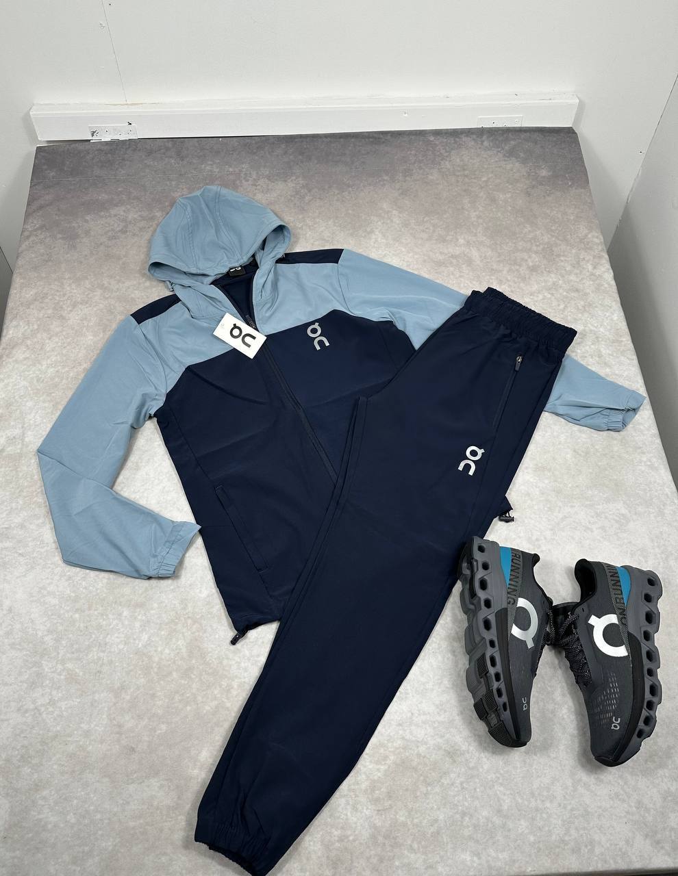 On Cloud Running Performance Athletic Tracksuit Men's Reps Sale UK Best Quality AAA Quality Replica