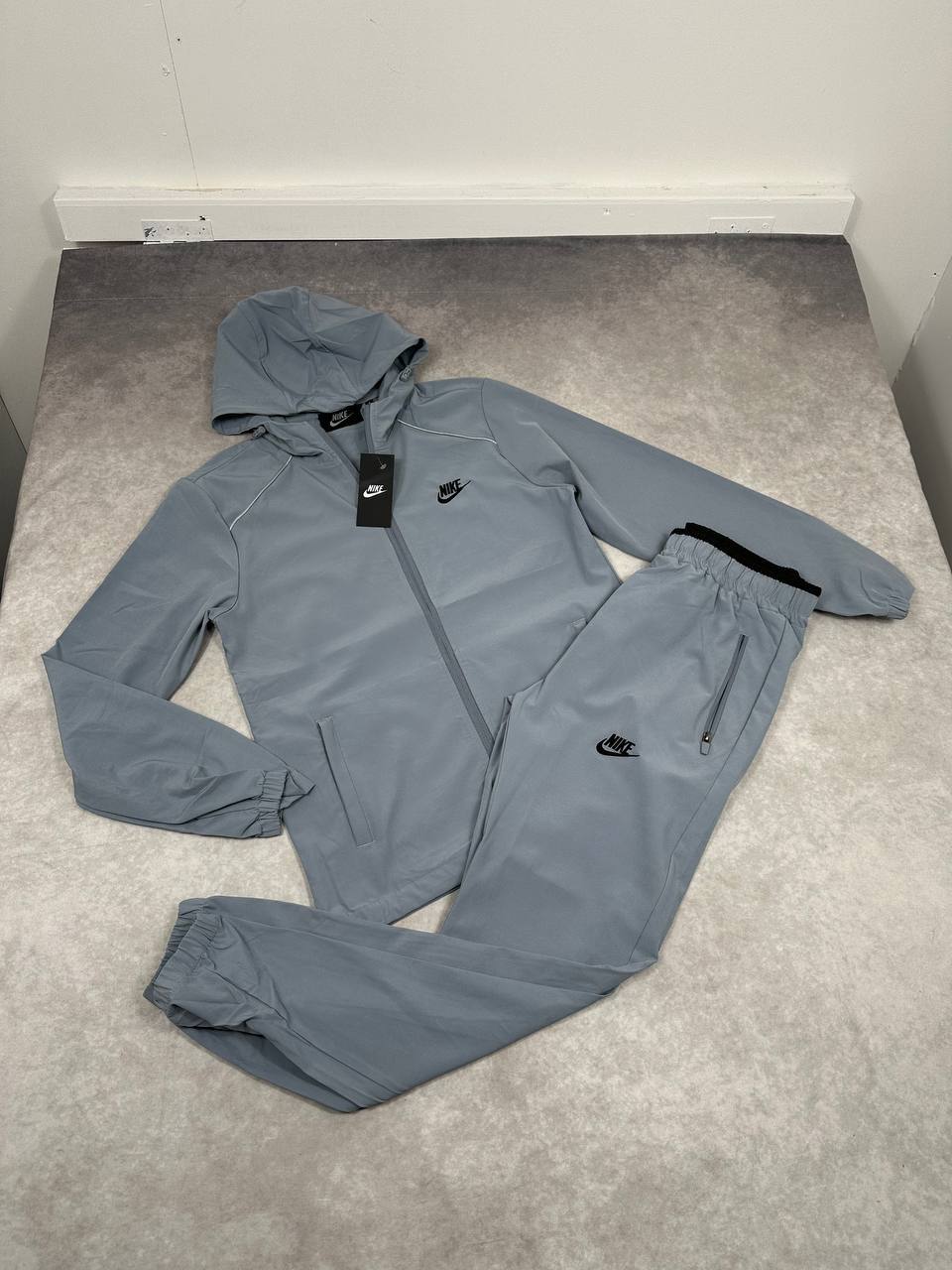 Nike Logo Sportwear Hooded Tracksuit in Different Colors Reps Sale UK Best Quality AAA Replica