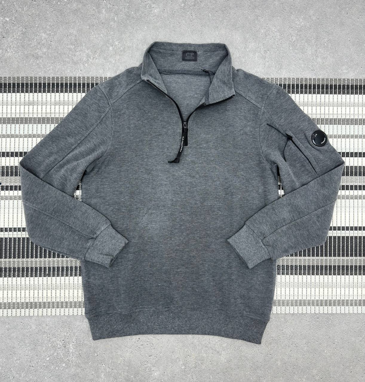 C.P. Company Lens Detail Sleeve Quarter-Zip Jumpers Men's Women's in Different Colors Reps UK Best Quality AAA Replica