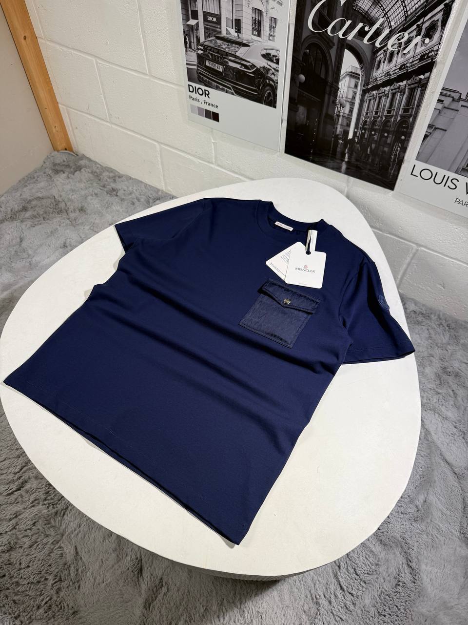 Moncler Monogram Pocket Logo T-Shirt Men's Women's in Different Colors Reps Sale UK Best Quality Replica