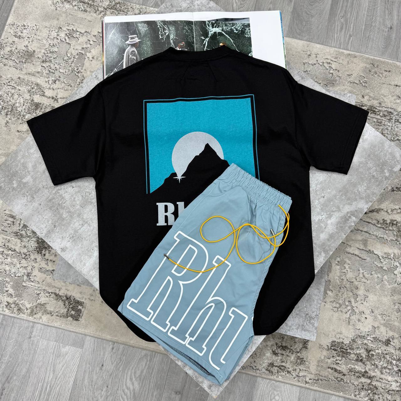 Rhude Moonlight Logo Short-Sleeve T-Shirts & Shorts Set in Different Colors Men's Reps Sale UK Best Quality AAA Replica