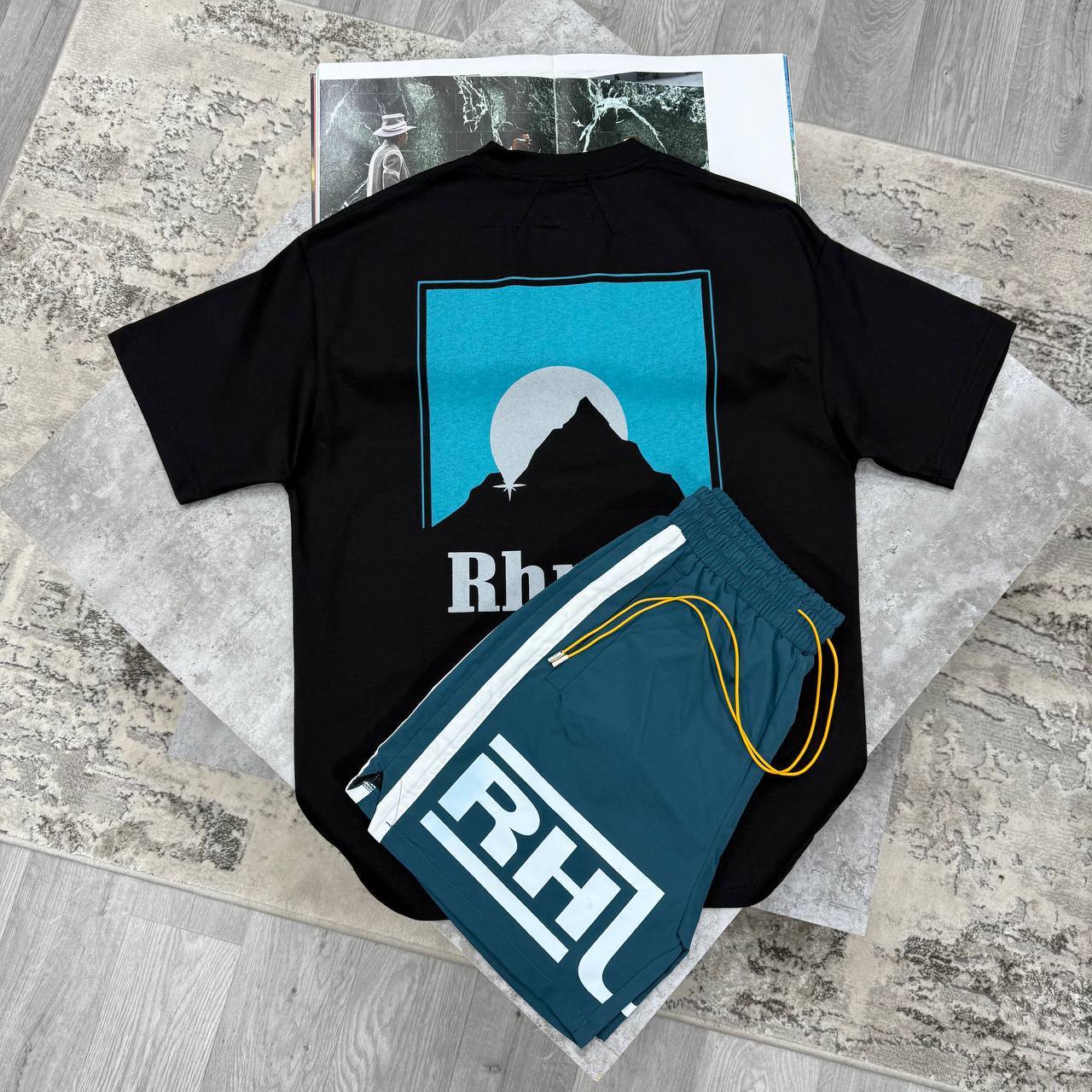 Rhude Moonlight Logo Short-Sleeve T-Shirts & Shorts Set Men's Reps Sale UK Best Quality AAA Replica