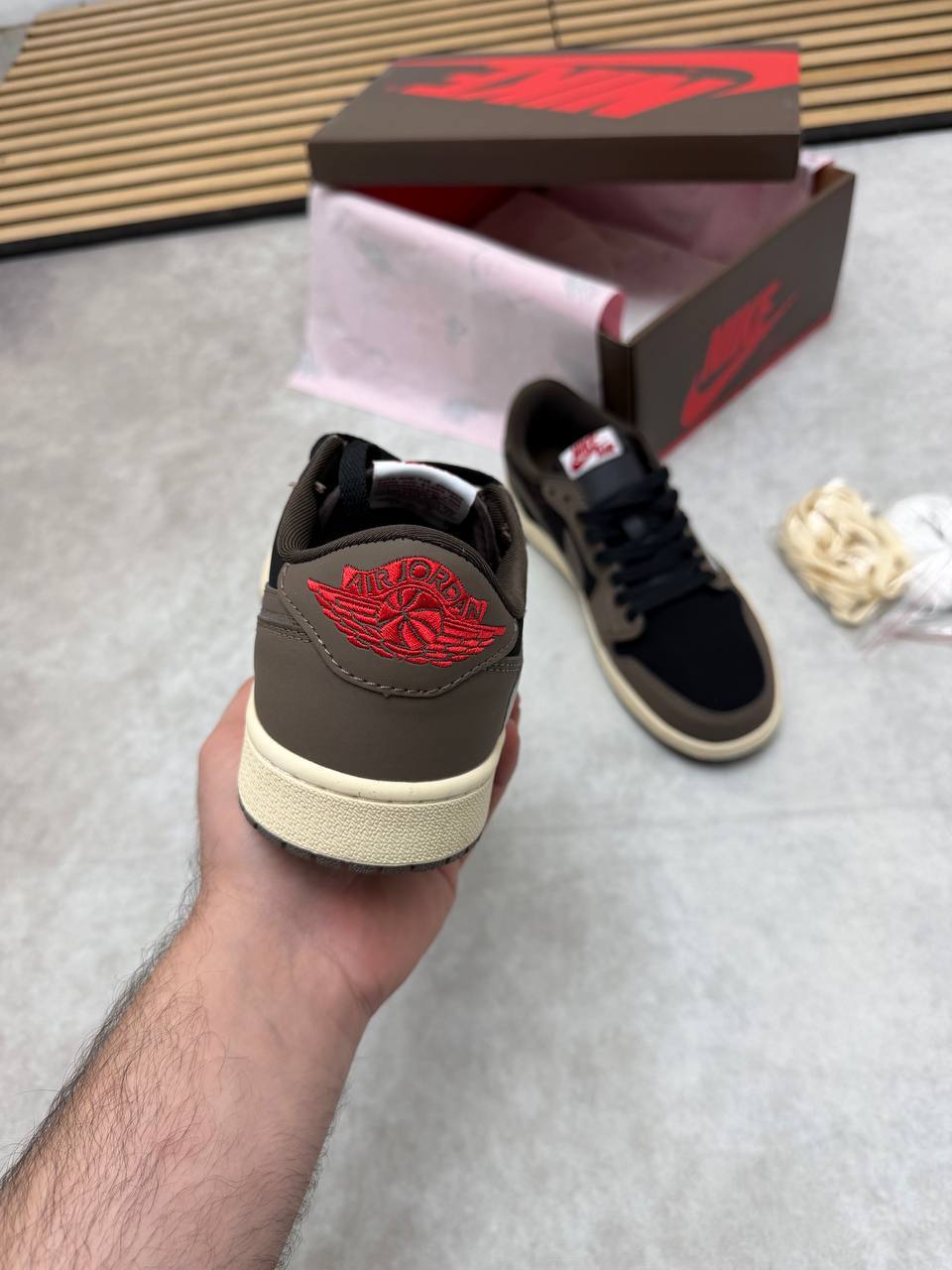 Nike Air Jordan 1 Retro Low OG SP "Travis Scott Mocha" CQ4277-001 Trainers Men's Reps Sale UK Best Quality Sale AAA Replica
