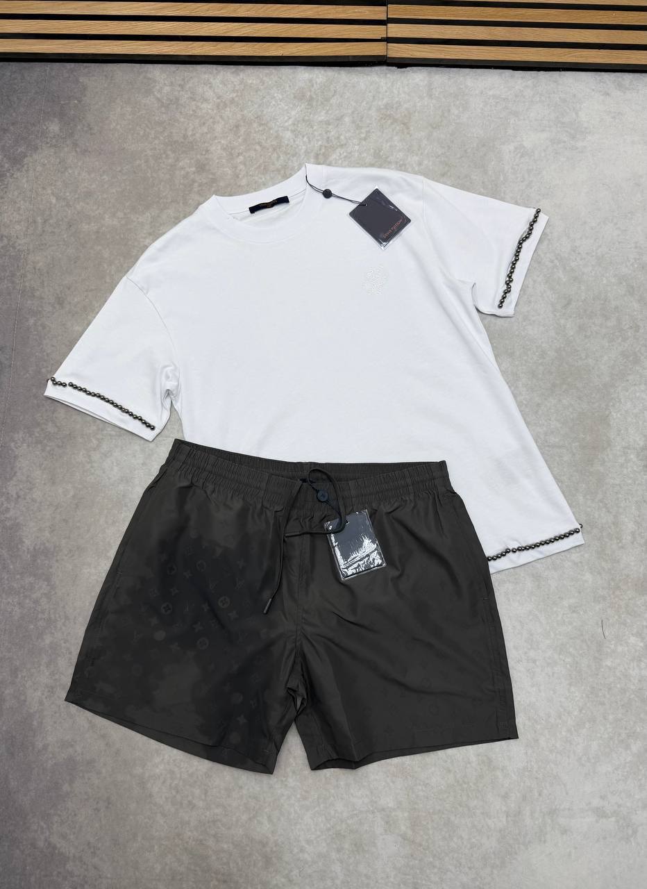 Louis Vuitton Pearl-Embellished Short-Sleeve T-Shirts & Shorts Set in Different Colors Men's Reps Sale UK Best Quality AAA Replica