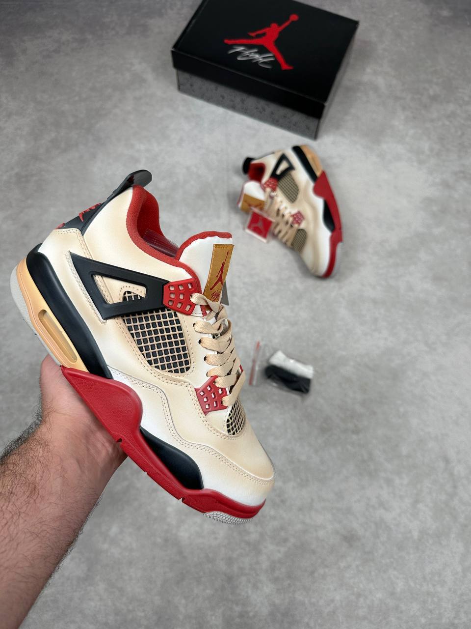 Nike Air Jordan 4 Retro "Fire Red" Sneakers Men's Reps Sale UK Best Quality AAA Replica