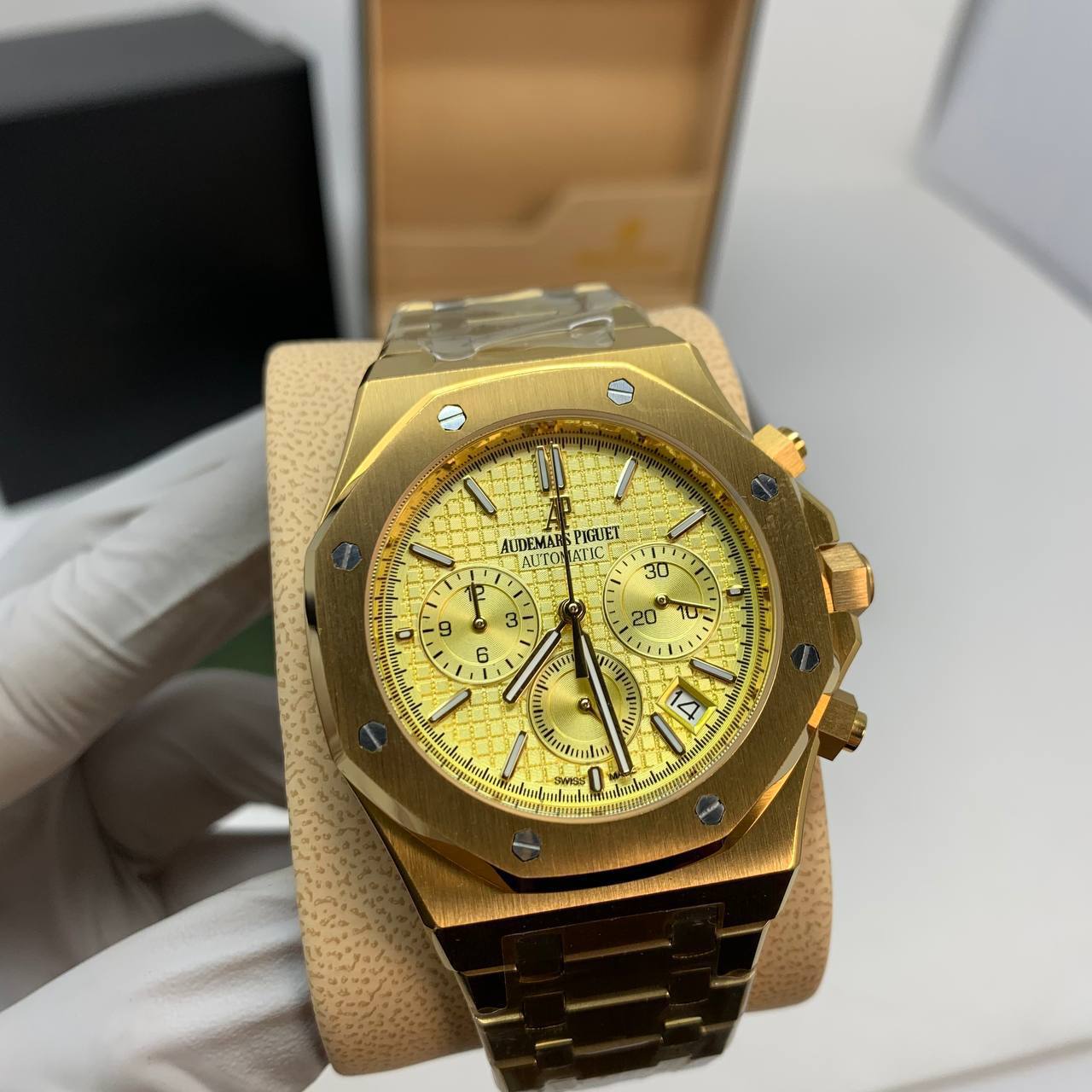 Audemars Piguet Royal Oak Chronograph 'Yellow Gold' Dial 26240BA.OO.1320BA.02 Men's Watch Reps Sale UK Best Quality AAA Replica