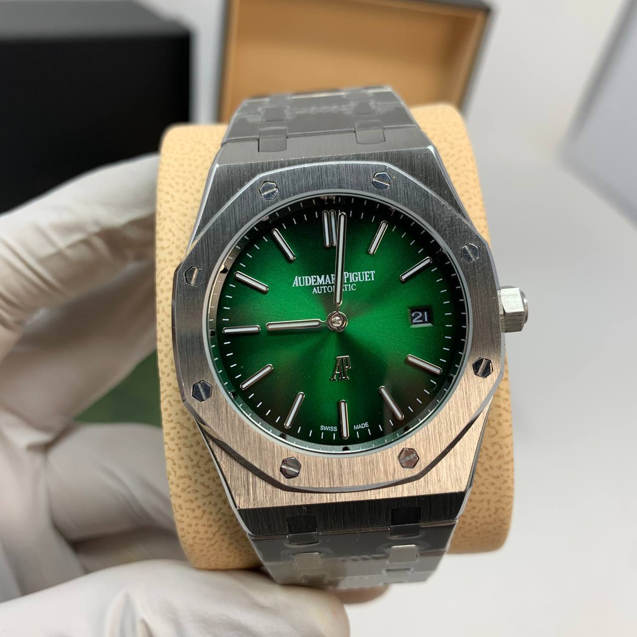 Audemars Piguet Royal Oak "Jumbo" Extra-Thin Green Dial 15202PT Men's Watch Reps Sale UK Best Quality AAA Replica