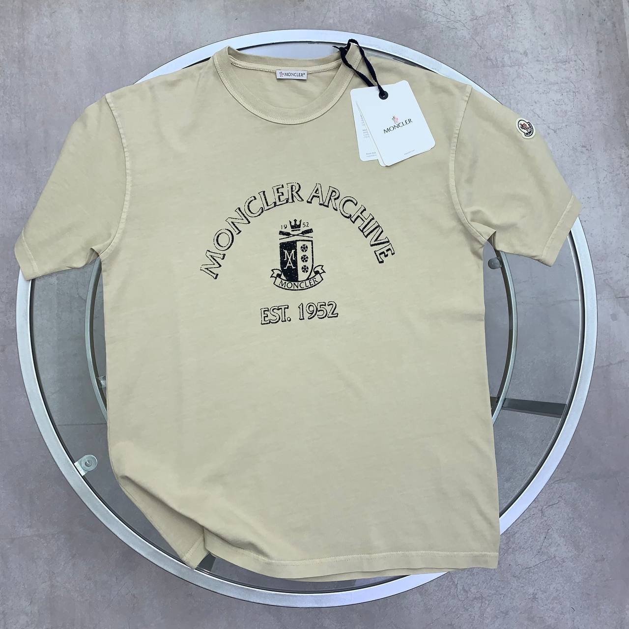 Moncler 1952 Archive Crest Graphic T-Shirt Men's Women's in Different Colors Reps UK Best Quality Sale AAA Replica