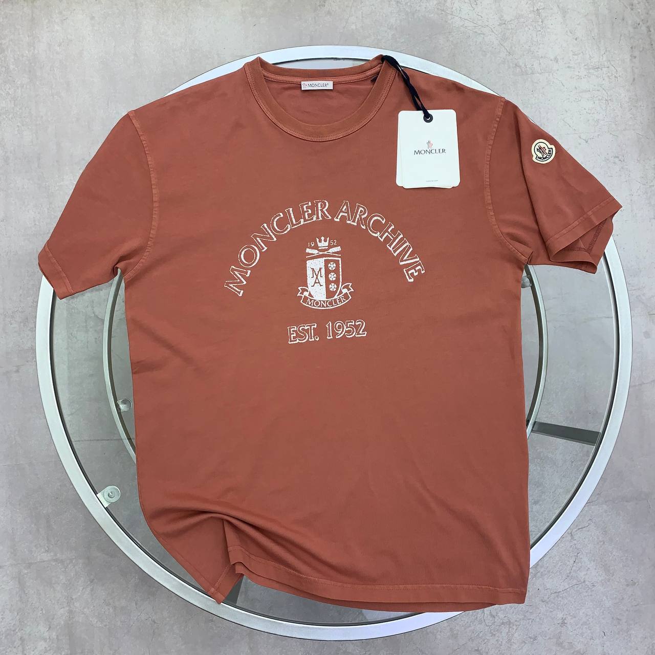 Moncler 1952 Archive Crest Graphic T-Shirt Men's Women's in Different Colors Reps UK Best Quality Sale AAA Replica