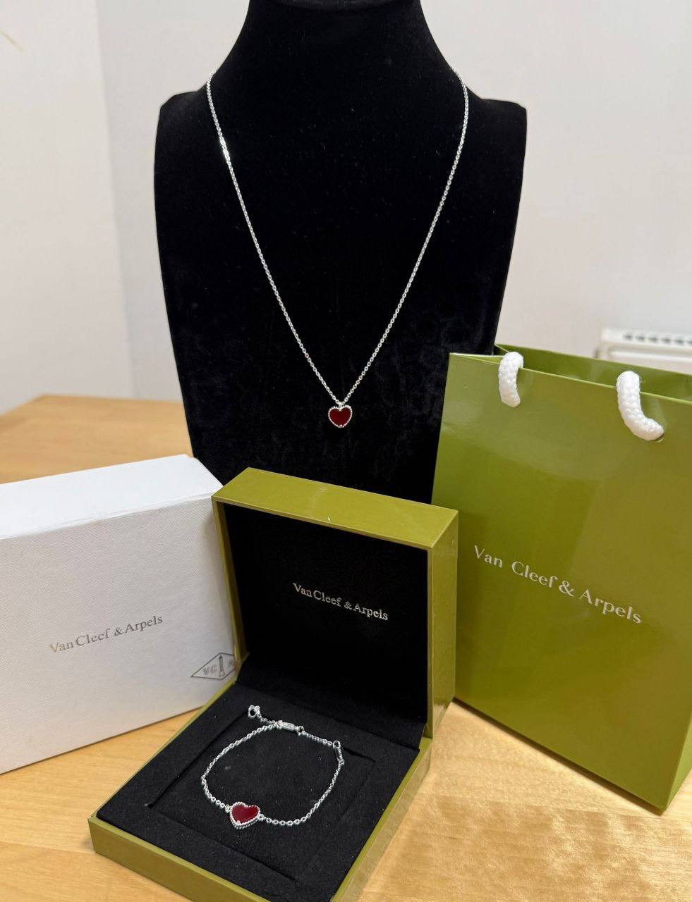 Van Cleef & Arpels Sweet Alhambra Heart Necklace & Bracelet Set Women's Reps Sale UK Best Quality AAA Replica