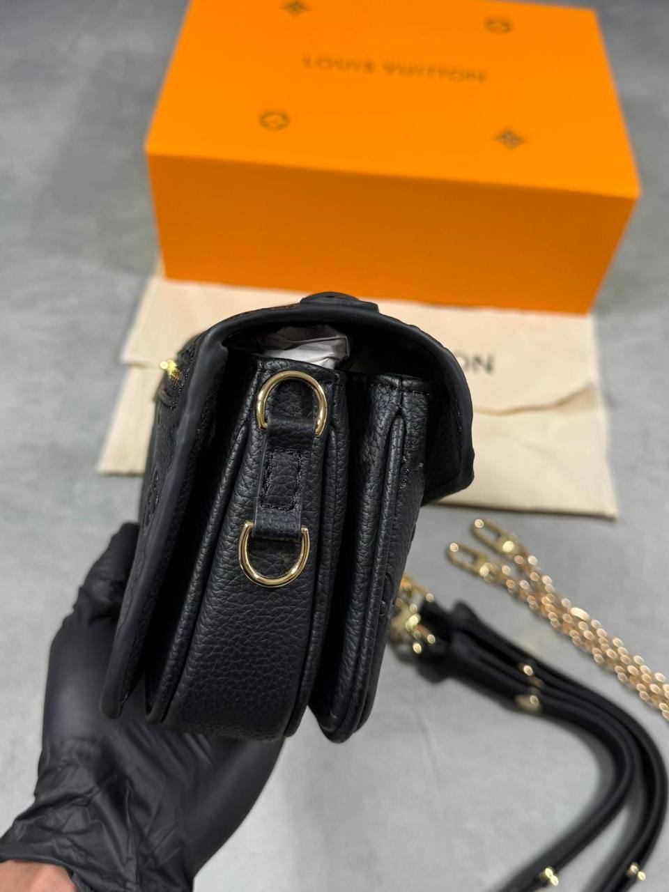 Louis Vuitton Pochette Métis East West Monogram Shoulder Bag Black Women's Reps Sale UK Best Quality AAA Replica