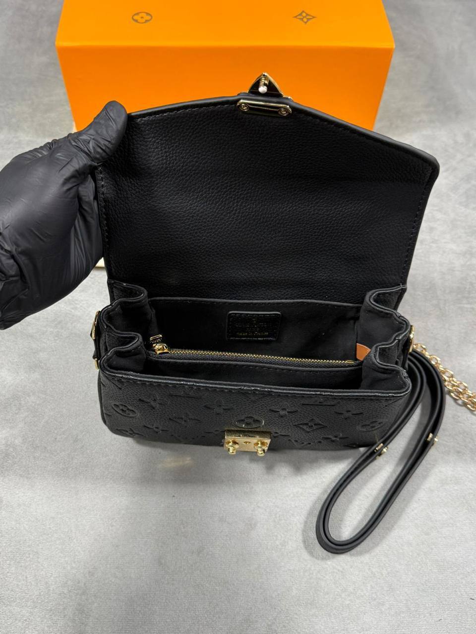 Louis Vuitton Pochette Métis East West Monogram Shoulder Bag Black Women's Reps Sale UK Best Quality AAA Replica