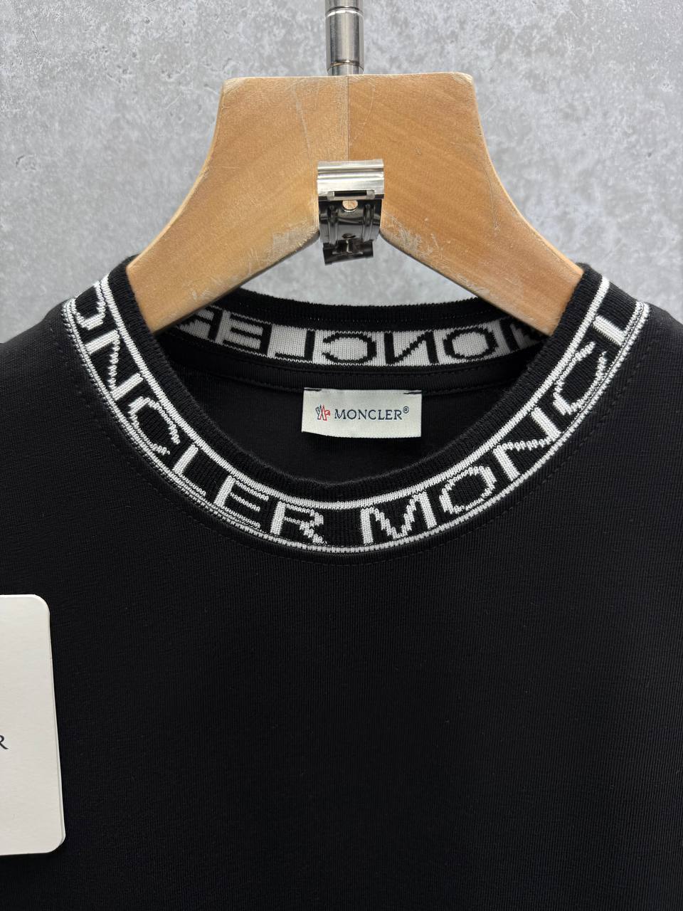 Moncler Collar Logo-Trimmed Cewneck Cotton T-Shirt Men's Women's in 2 Colors Reps UK Best Quality Sale AAA Replica