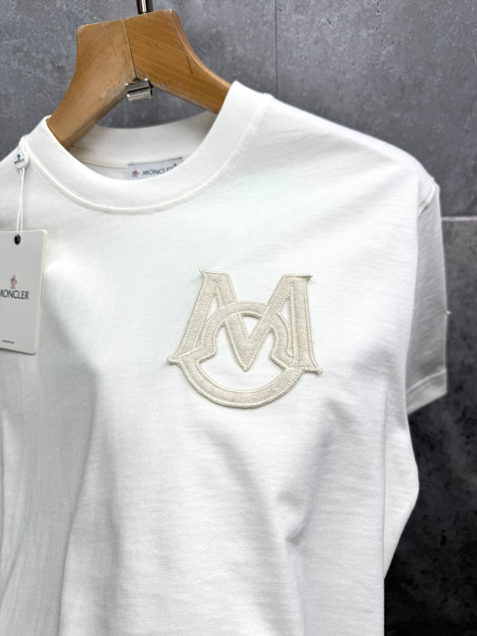 Moncler Embroidered "M" Logo Cotton T-Shirt Men's Women's in 2 Colors Reps UK Best Quality Sale AAA Replica