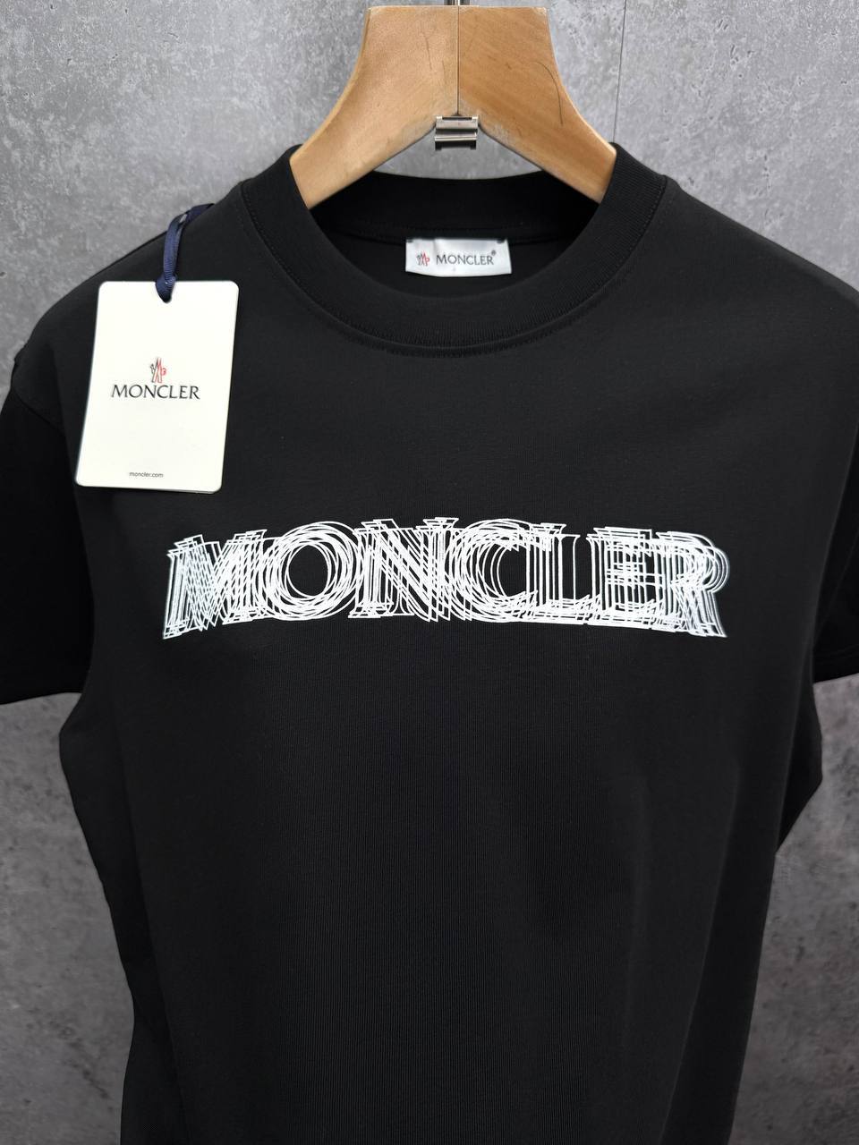Moncler Blurred-Effect Logo Print Cotton T-Shirt Men's Women's in 2 Colors Reps UK Best Quality Sale AAA Replica