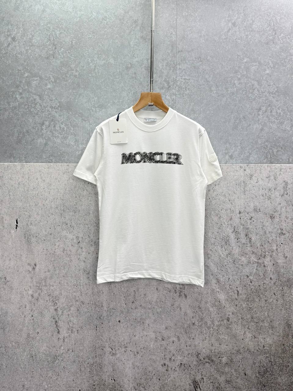 Moncler Blurred-Effect Logo Print Cotton T-Shirt Men's Women's in 2 Colors Reps UK Best Quality Sale AAA Replica