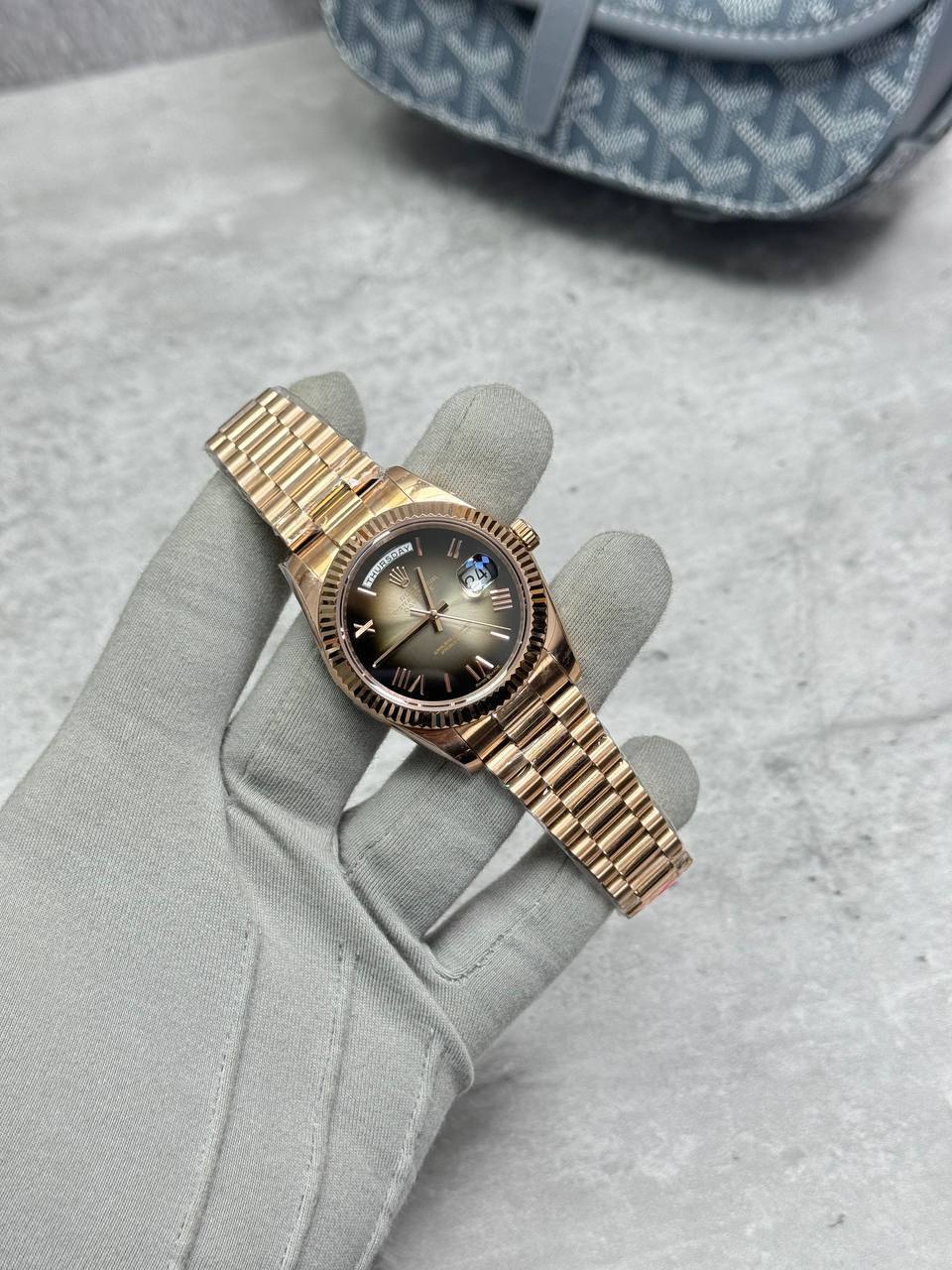 Rolex Day-Date 40 Reference 228235 Men's Watch Everose Gold Fluted Bezel & President Bracelet Slate Ombré Dial with Roman Numerals UK Replica AAA Best Quality Reps