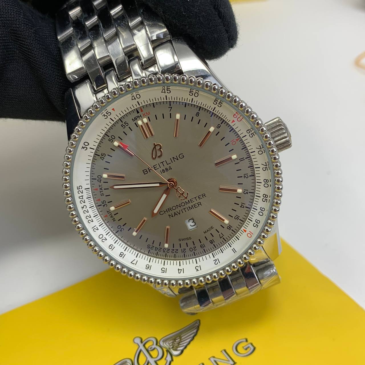 Breitling Navitimer Automatic 41 Men's Watch with a Silver Dial and a Stainless Steel Bracelet UK Best Quality Reps AAA Replica