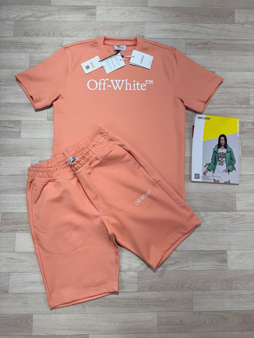 Off-White Big Bookish Logo Short Sleeve Men's T-Shirts & Shorts Set in Orange Color Reps Sale UK Best Quality Sale AAA Replica