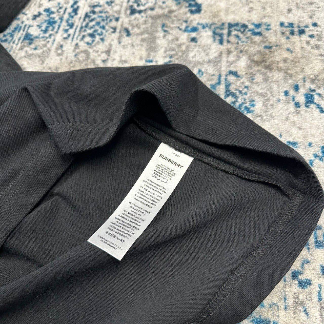 Burberry Logo Print Men's Women's T-Shirts in 2 Colors Reps Sale UK Best Quality AAA Replica