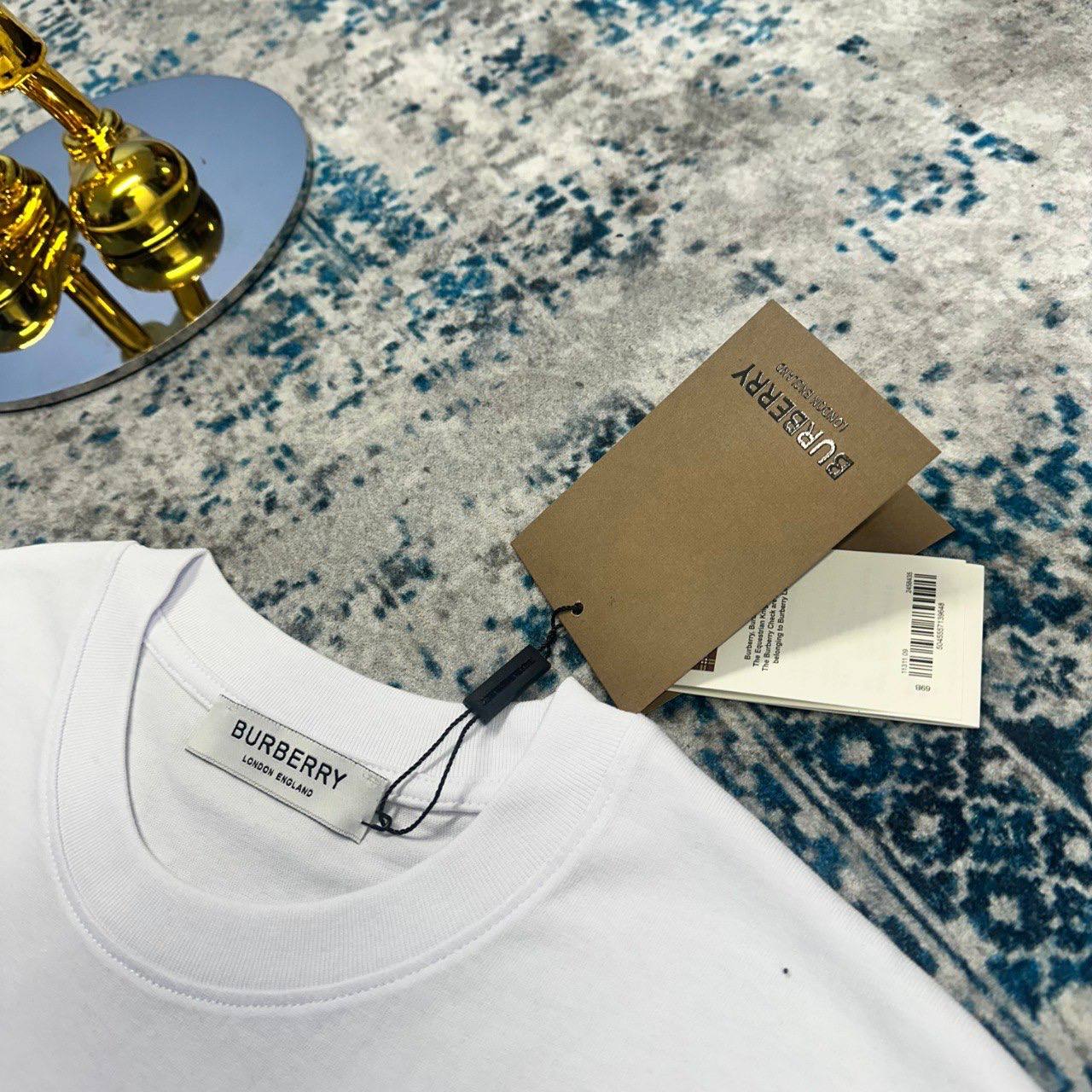 Burberry Logo Print Men's Women's T-Shirts in 2 Colors Reps Sale UK Best Quality AAA Replica