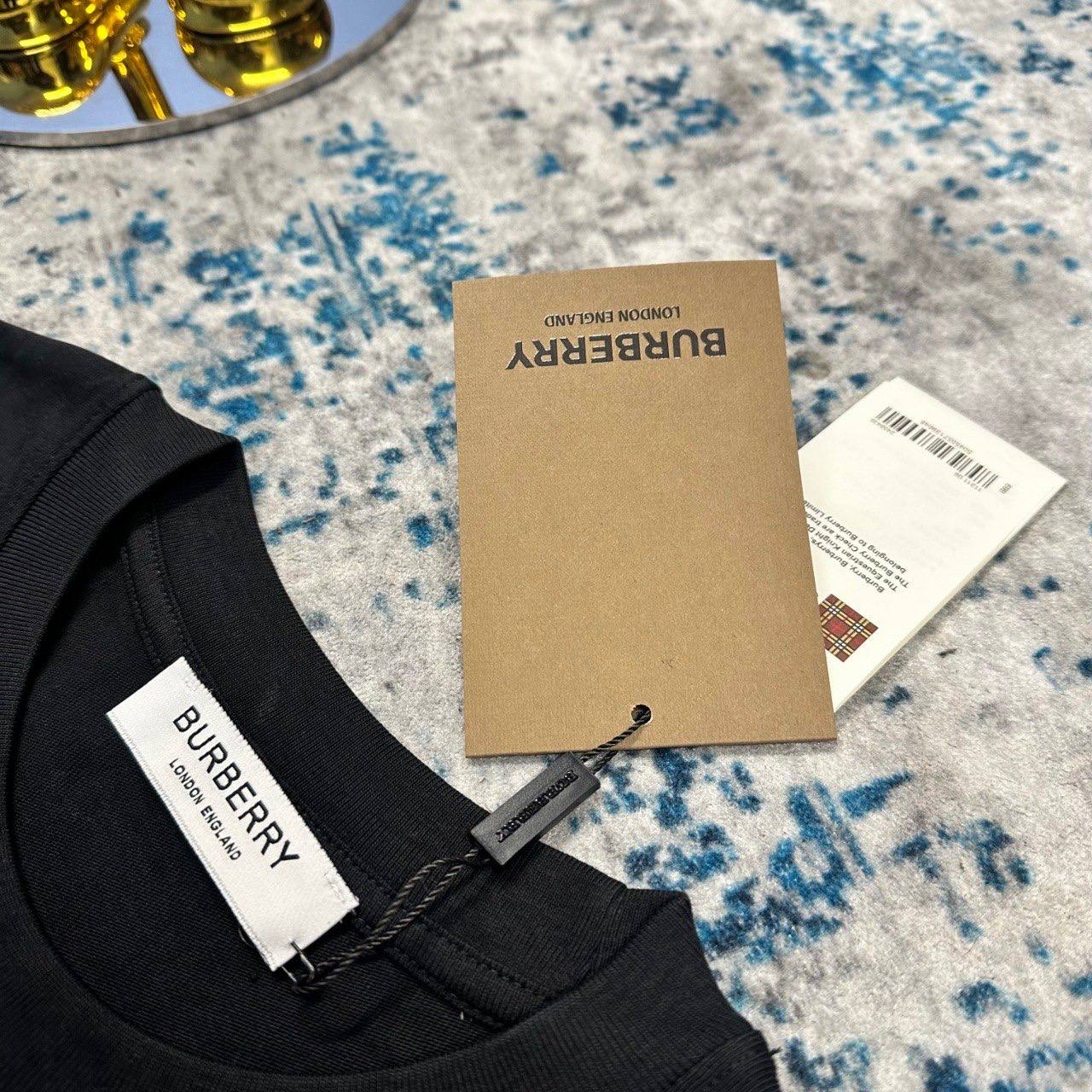 Burberry Logo Print Men's Women's T-Shirts in 2 Colors Reps Sale UK Best Quality AAA Replica
