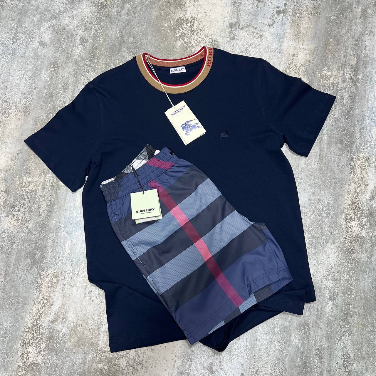 Burberry Jacquard-Striped Collar Men's T-Shirts & Shorts Set in Different Colors Reps Sale UK Best Quality AAA Replica