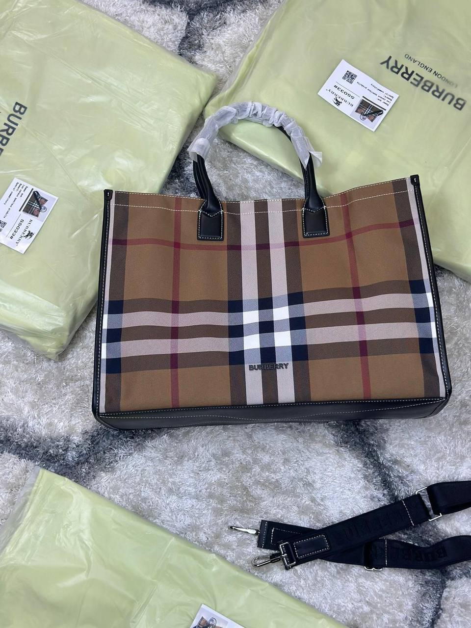 Burberry Denny House Check Canvas Tote Bag 8049117 Women's Reps Sale Best Quality AAA Replica