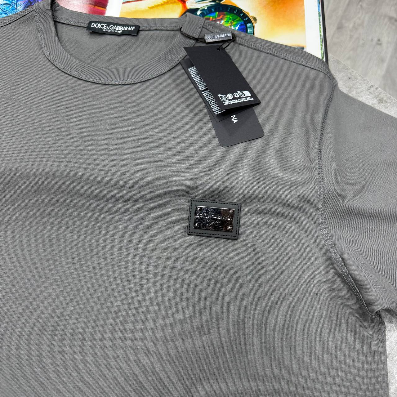 Dolce & Gabbana Logo Plaque Crewneck T-Shirt Men's Women's in Different Colors Reps UK Best Quality Sale AAA Replica