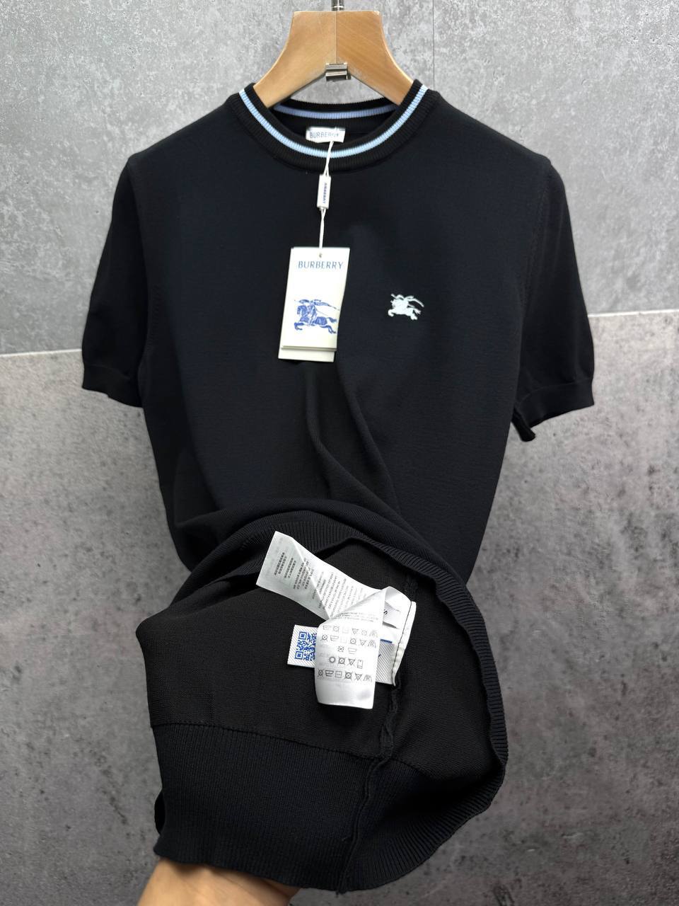 Burberry Equestrian Knight Design EKD Short Sleeve Knit Men's Women's T-Shirts in 2 Colors Reps Sale UK Best Quality AAA Replica