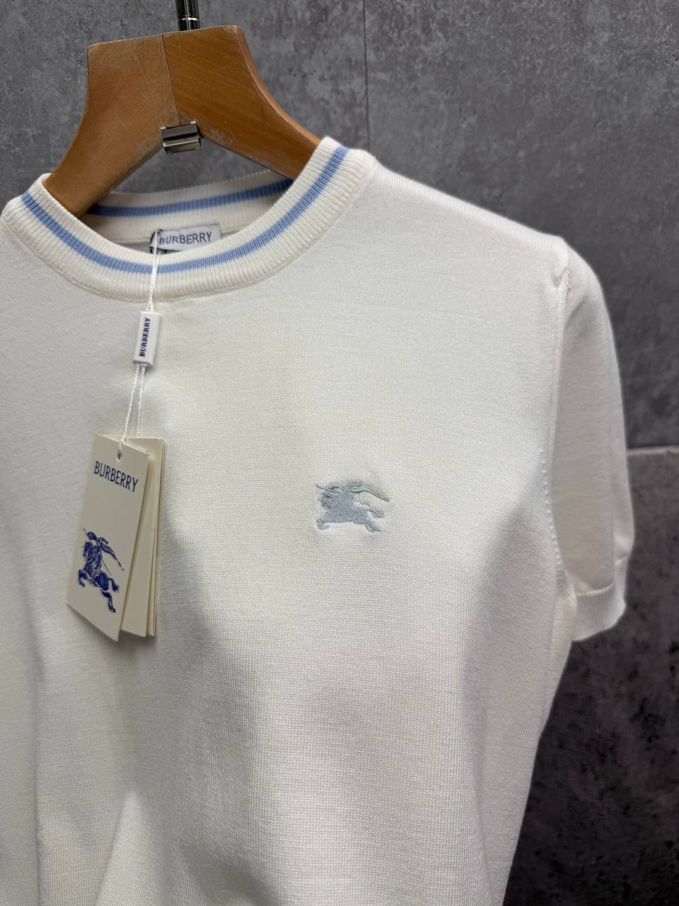 Burberry Equestrian Knight Design EKD Short Sleeve Knit Men's Women's T-Shirts in 2 Colors Reps Sale UK Best Quality AAA Replica