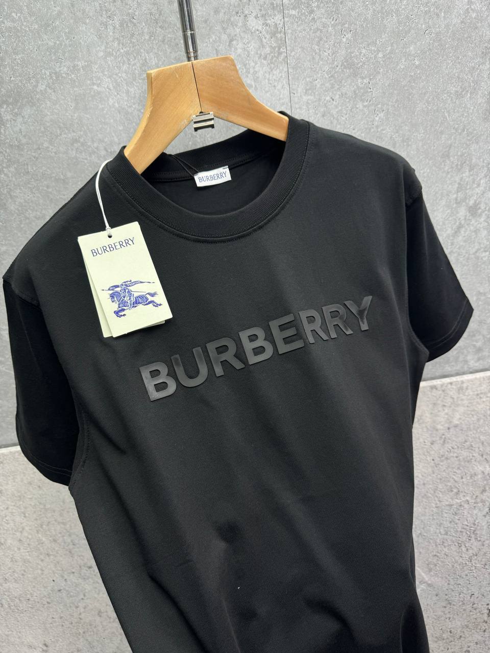 Burberry Tonal Logo Print Short Sleeve Men's Women's T-Shirts in 2 Colors Reps Sale UK Best Quality AAA Replica