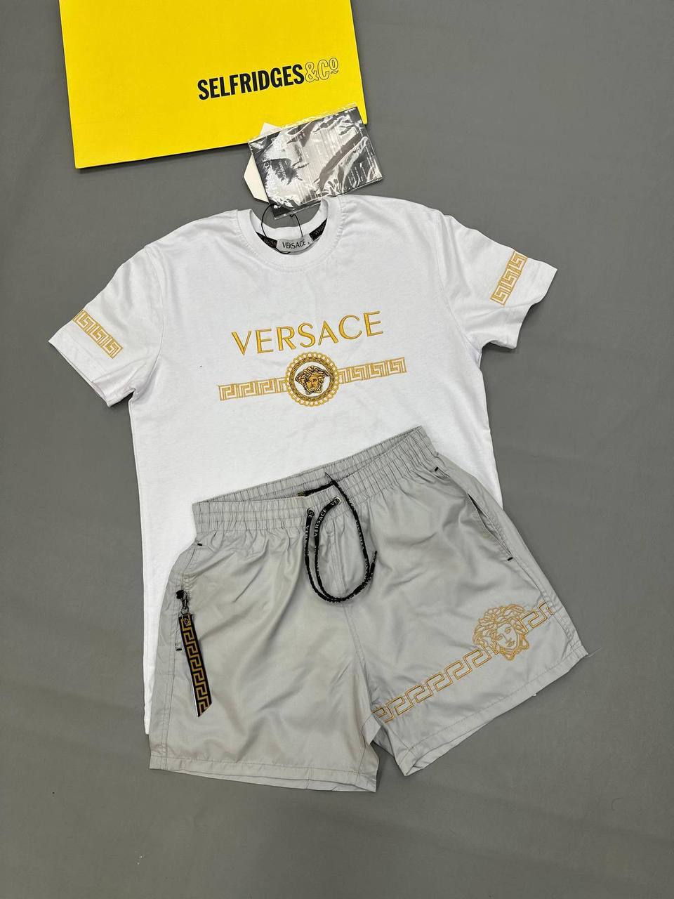 Versace White & Gold Greca Medusa Crest T-Shirt & Shorts Set White/Grey Men's Reps Sale UK Best Quality AAA Replica