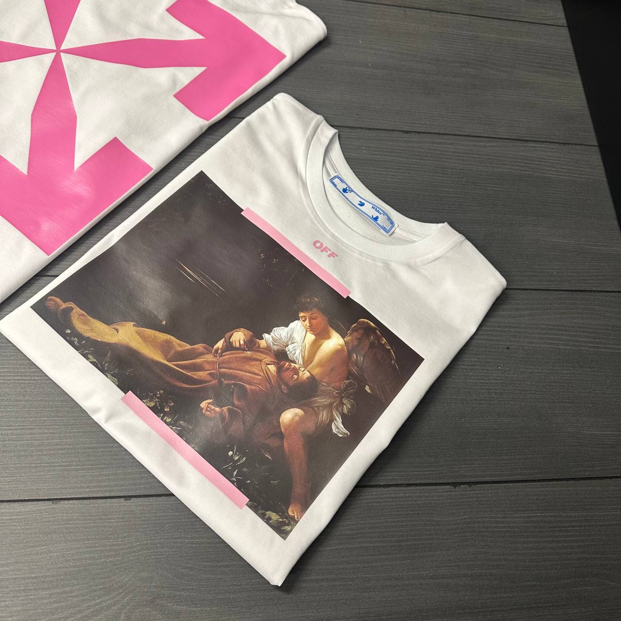 Off-White Caravaggio Arrow Regular Fit Men's Women's T-Shirts in 2 Colors Reps UK Best Quality AAA Replica