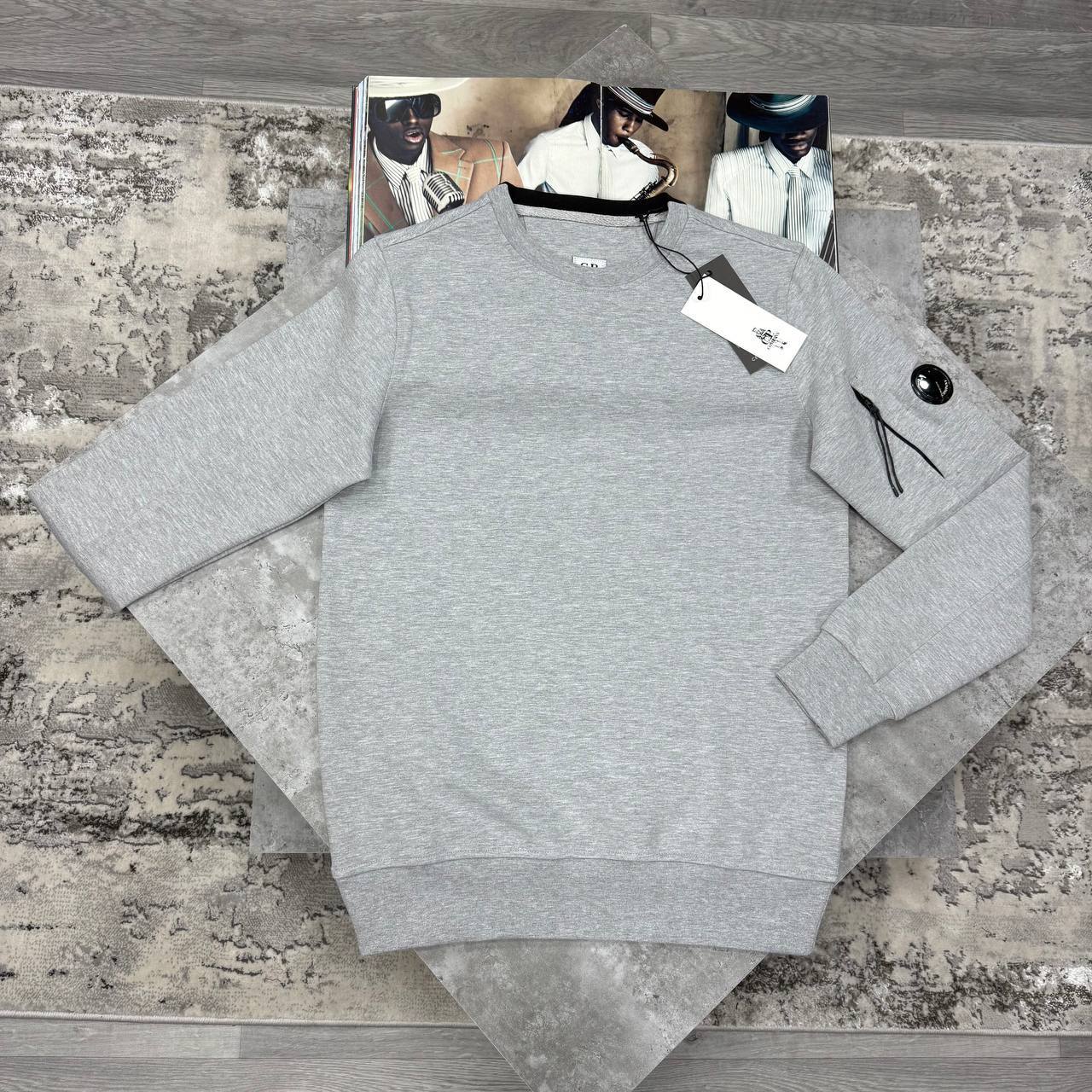 C.P. Company Lens-Detail Crewneck Men's Women's Jumpers in Different Colors Reps UK Best Quality AAA Replica