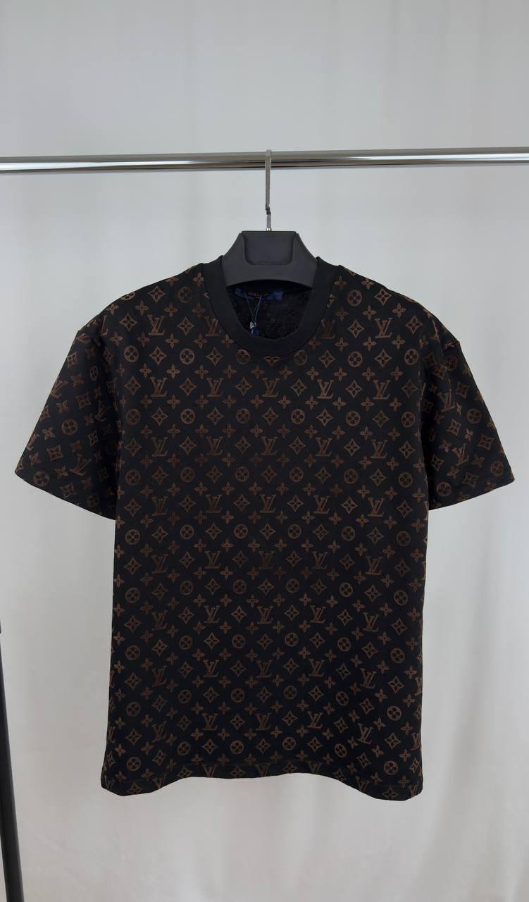 Louis Vuitton Monogram Pattern Crewneck Design T-Shirt in 2 Colors Men's Women's Reps Sale UK Best Quality AAA Replica