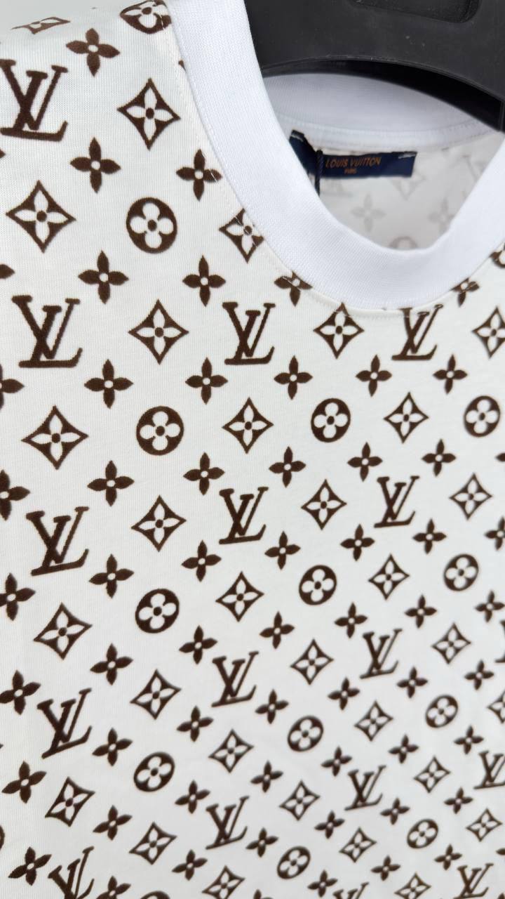 Louis Vuitton Monogram Pattern Crewneck Design T-Shirt in 2 Colors Men's Women's Reps Sale UK Best Quality AAA Replica