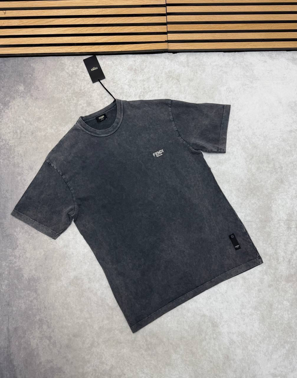 Fendi Small Embroidered Fendi Roma Logo T-Shirts in Different Colors Men's Women's Reps UK Best Quality AAA Replica