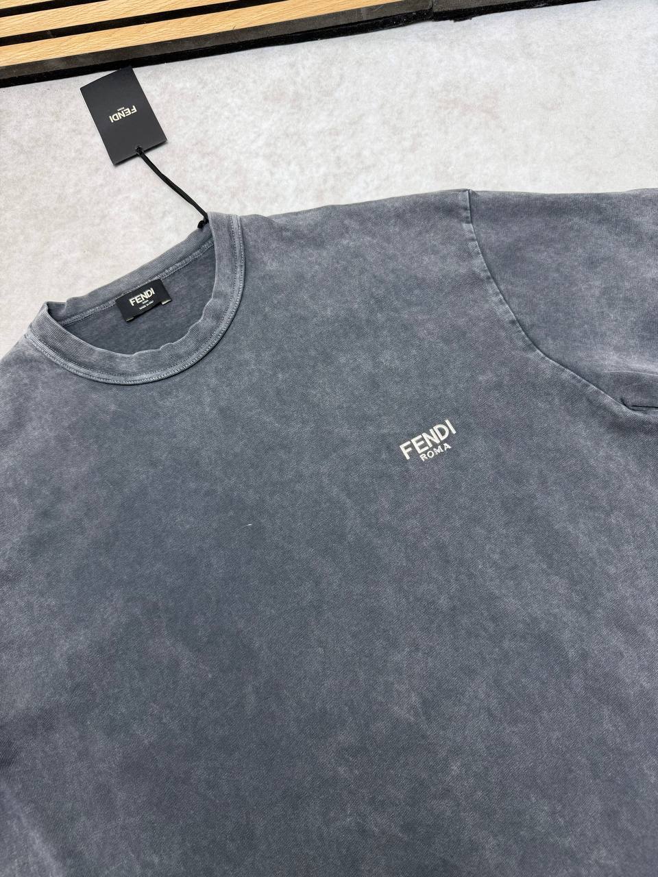 Fendi Small Embroidered Fendi Roma Logo T-Shirts in Different Colors Men's Women's Reps UK Best Quality AAA Replica