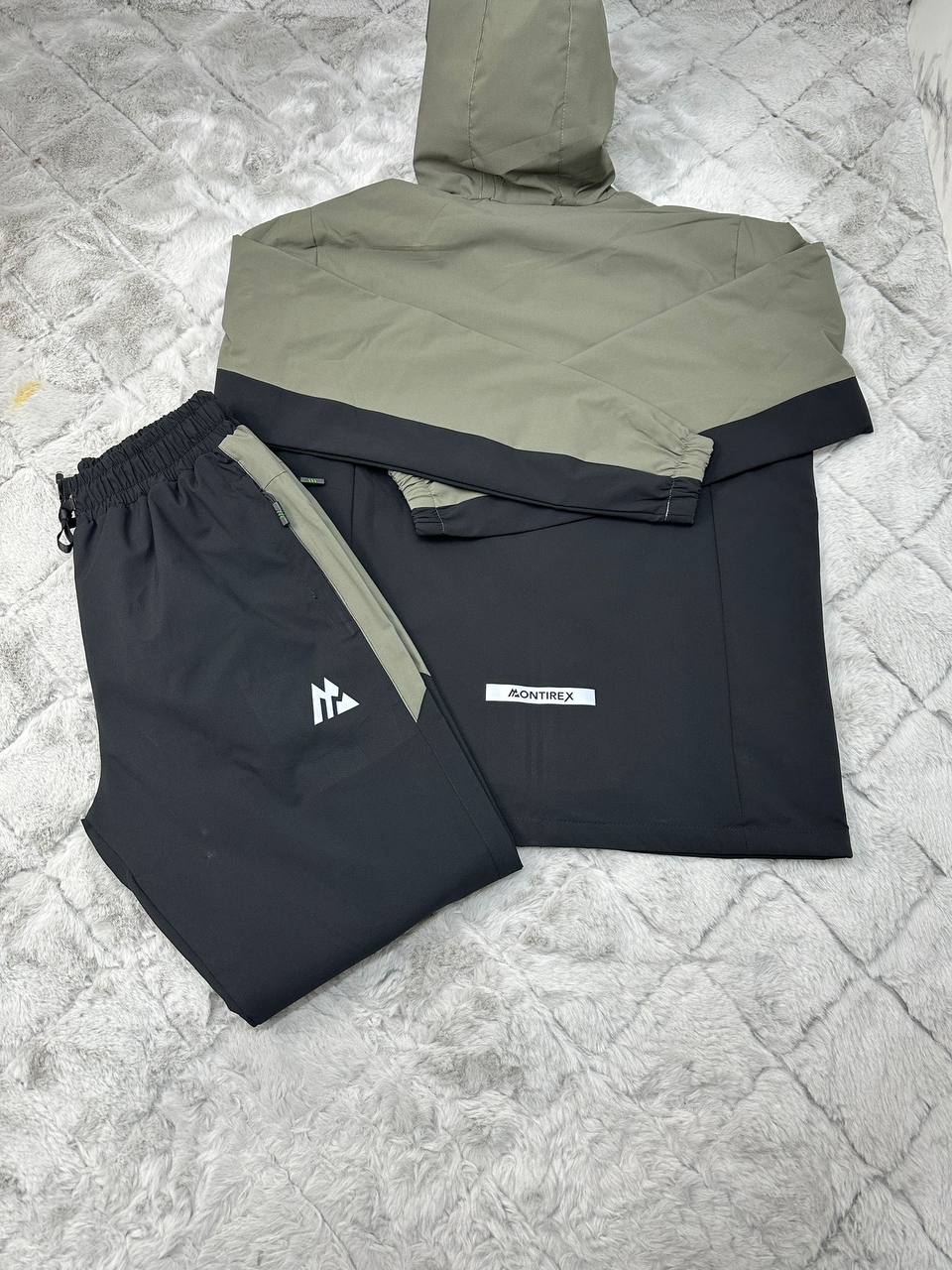 Montirex Two-Tone Windbreaker Tracksuit Men's in Olive Green/Black Color Reps Sale Best Quality AAA Replica