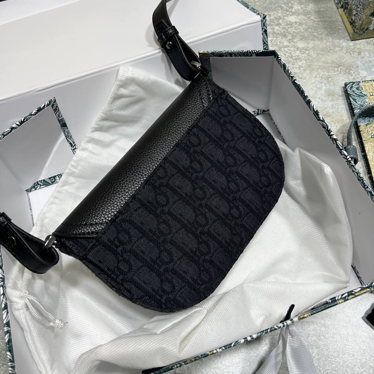 Dior Mini Saddle Messenger Bag with Flap Men's Bag Black Reps Sale UK Best Quality AAA Replica