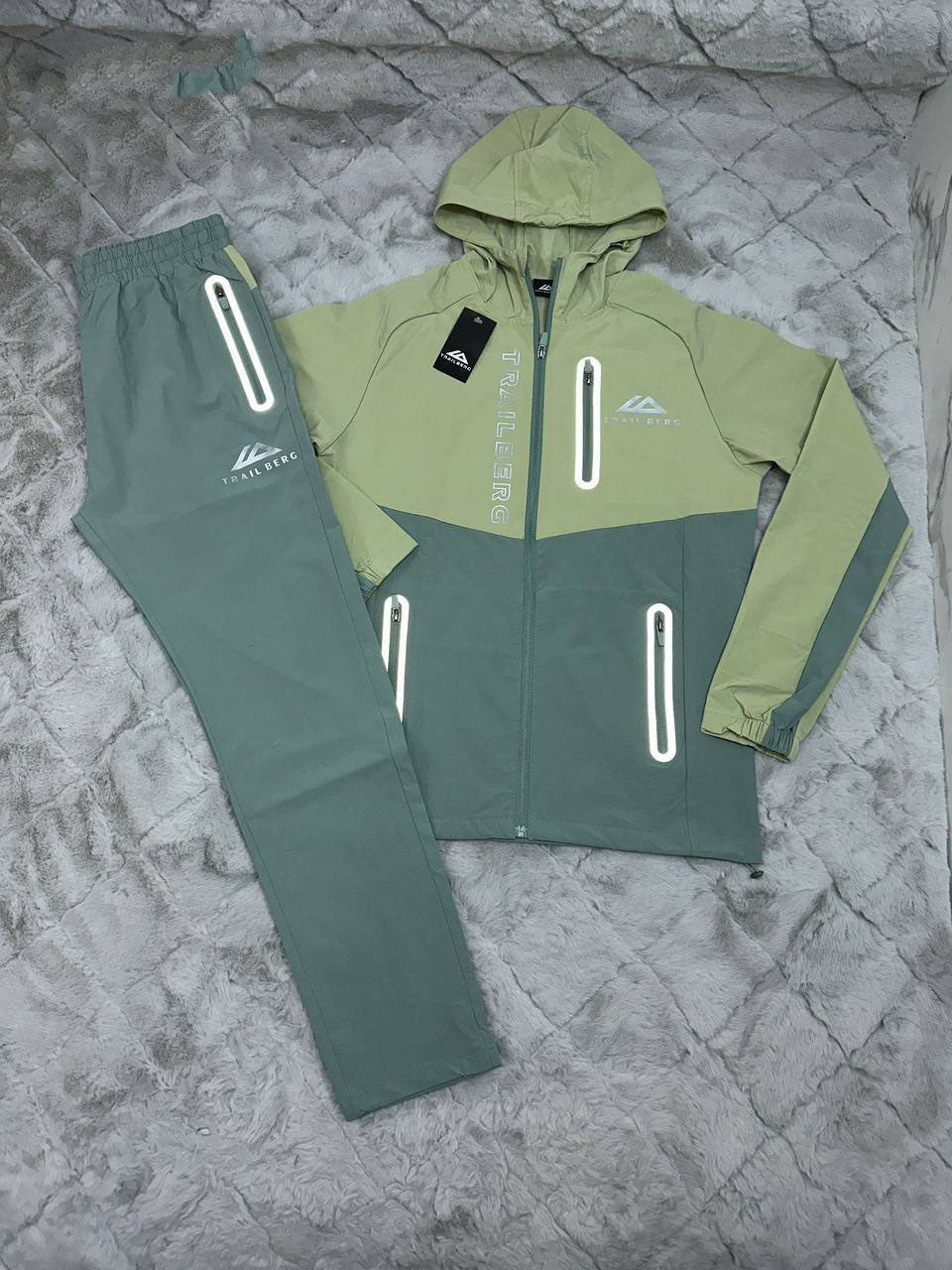 Trailberg AW24 Triathlon Tracksuit Green Tracksuit Men's Reps Sale UK Best Quality AAA Replica