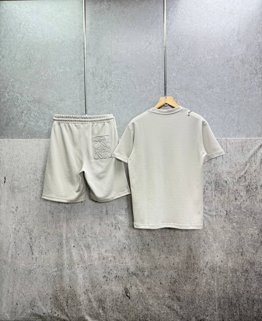 Loewe Relaxed Fit Anagram Embroidery Pocket Short Sleeve T-Shirts & Shorts Set in White Color Men's Reps Sale UK Best Quality AAA Replica