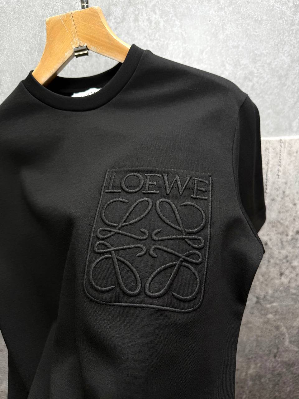 Loewe Relaxed Fit Anagram Embroidery Pocket Short Sleeve T-Shirts & Shorts Set in Black Color Men's Reps Sale UK Best Quality AAA Replica