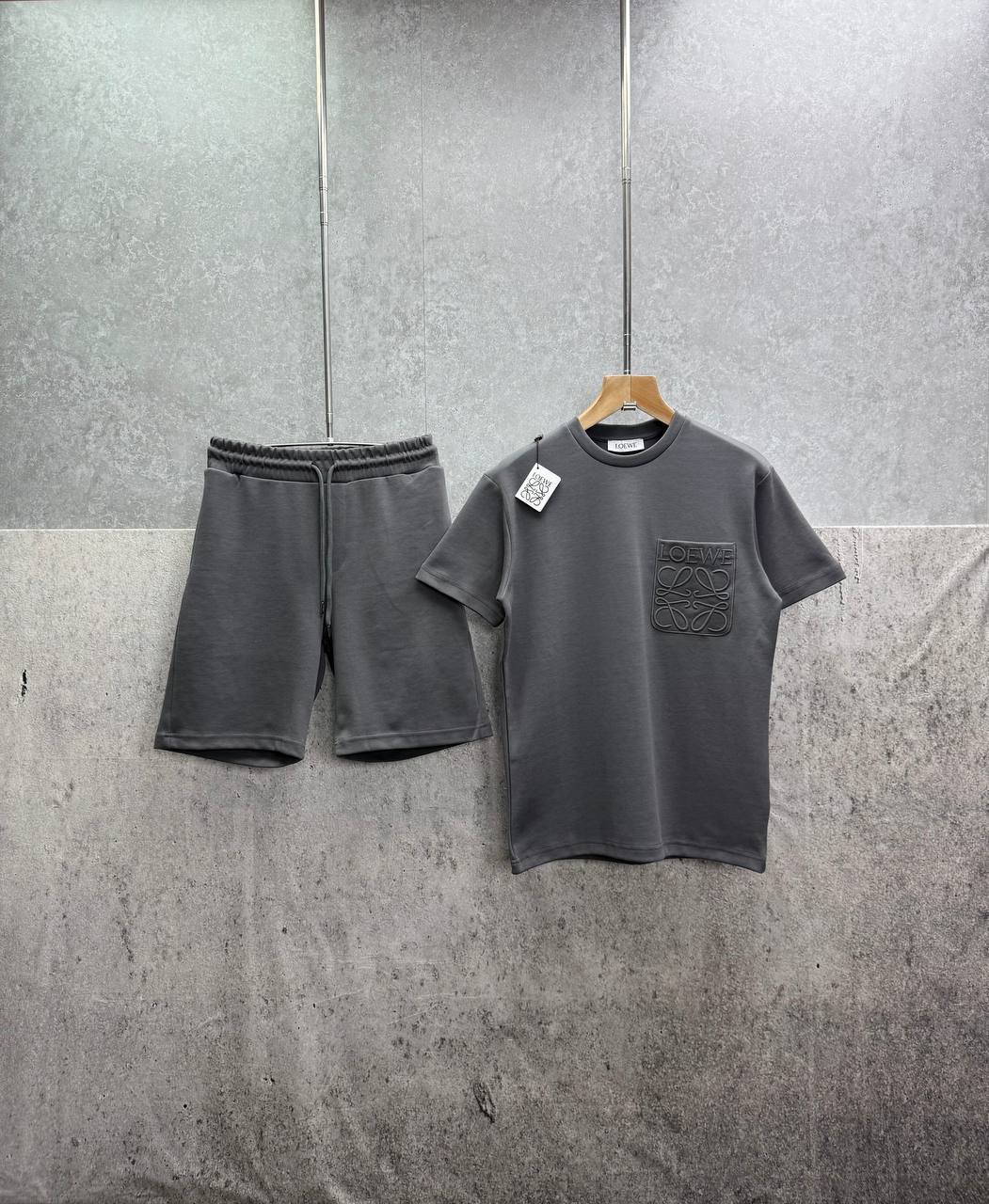 Loewe Relaxed Fit Anagram Embroidery Pocket Short Sleeve T-Shirts & Shorts Set in Grey Color Men's Reps Sale UK Best Quality AAA Replica