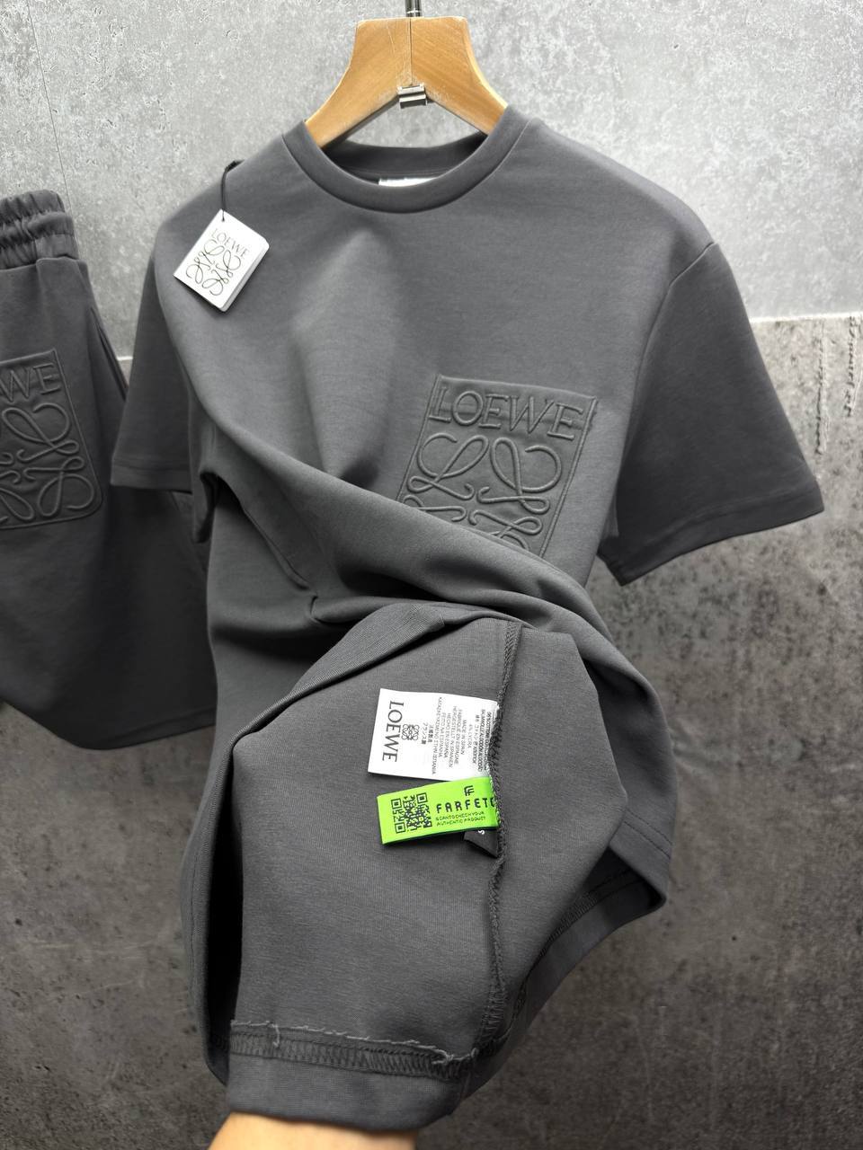 Loewe Relaxed Fit Anagram Embroidery Pocket Short Sleeve T-Shirts & Shorts Set in Grey Color Men's Reps Sale UK Best Quality AAA Replica