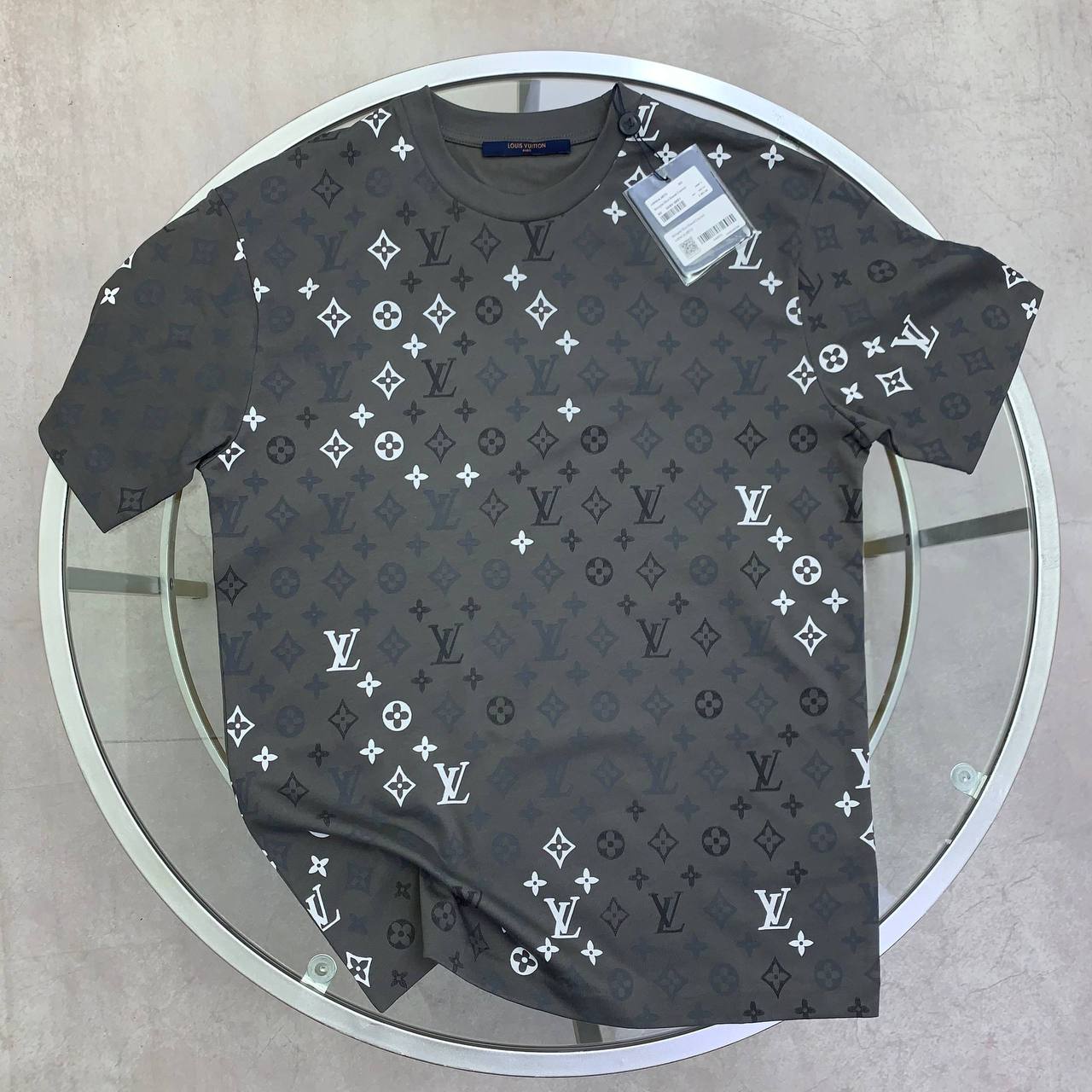 Louis Vuitton Allover Monogram Printed Short Sleeve Men's Women's T-Shirts in Different Colors Reps Sale UK Best Quality AAA Replica