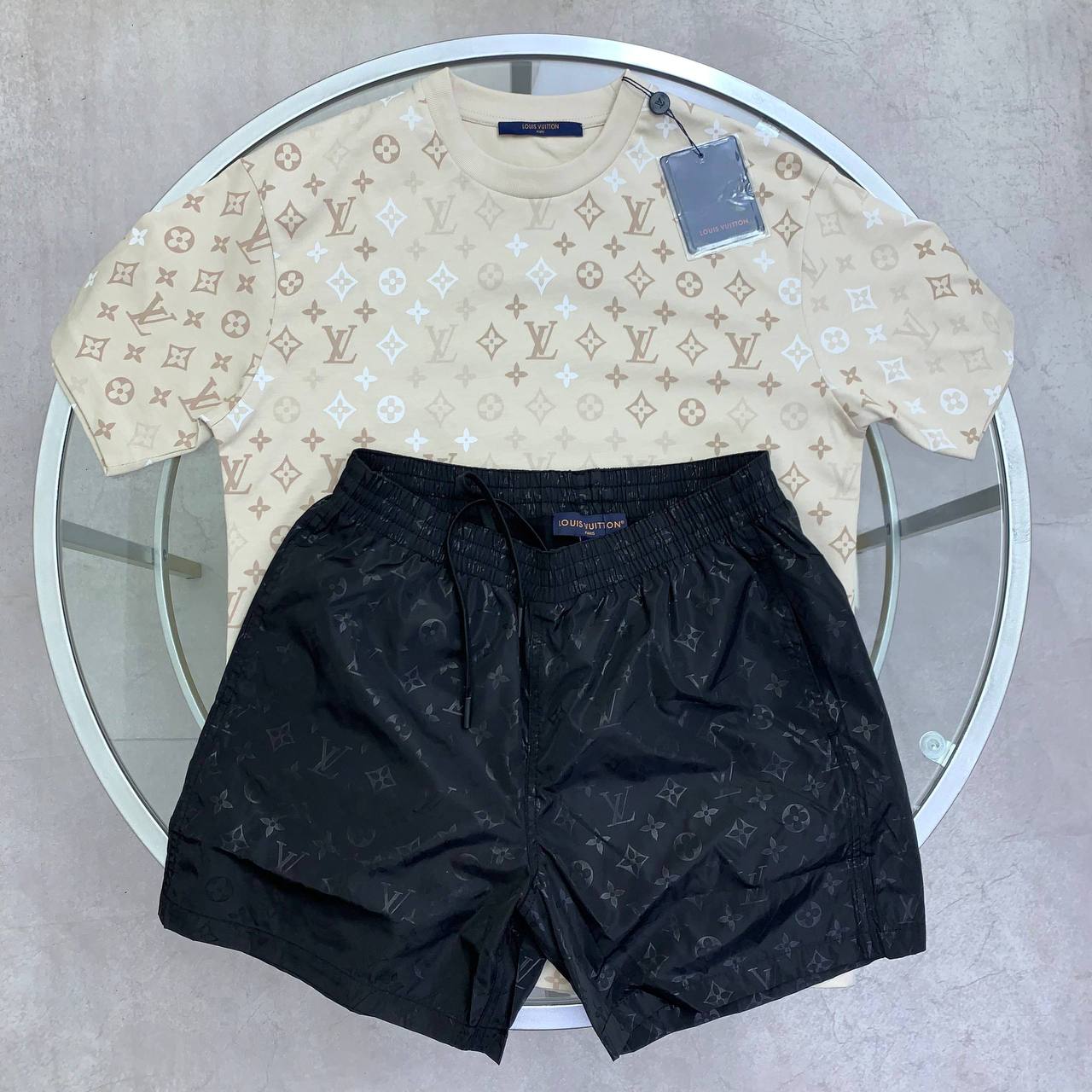 Louis Vuitton Monogram Pattern Short Sleeve T-Shirts & Shorts Set Men's Reps Sale UK Best Quality AAA Replica